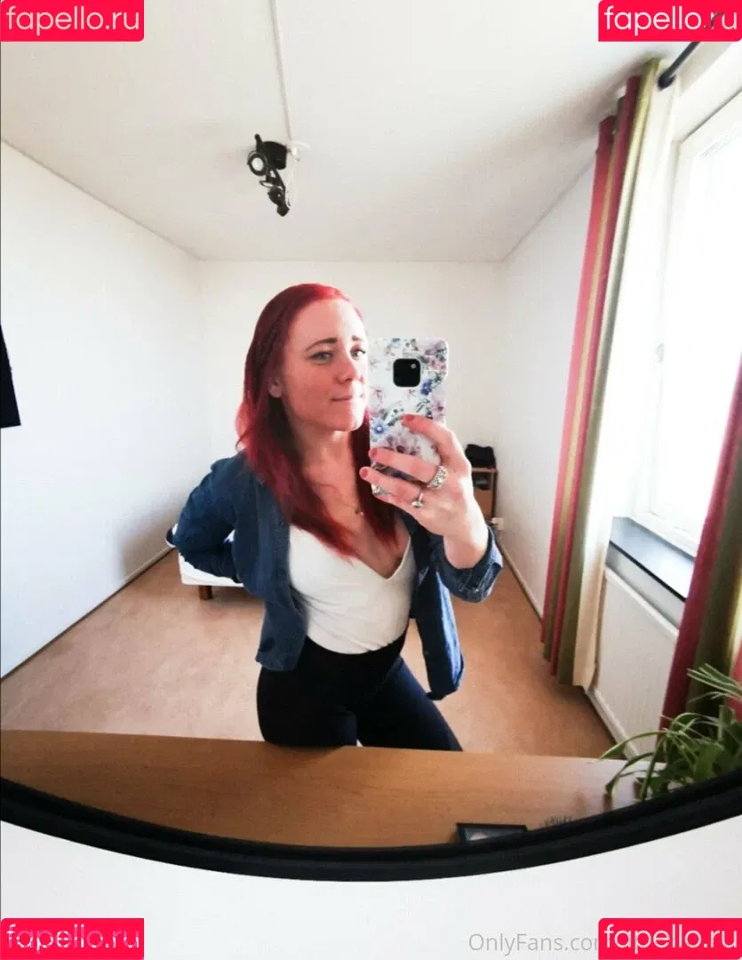 inkedxristina Onlyfans Photo Gallery 