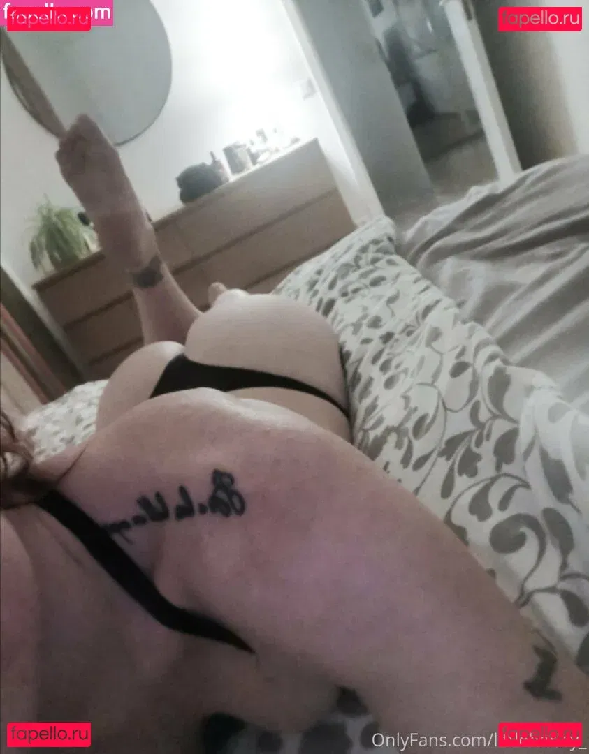 inkedxristina Onlyfans Photo Gallery 