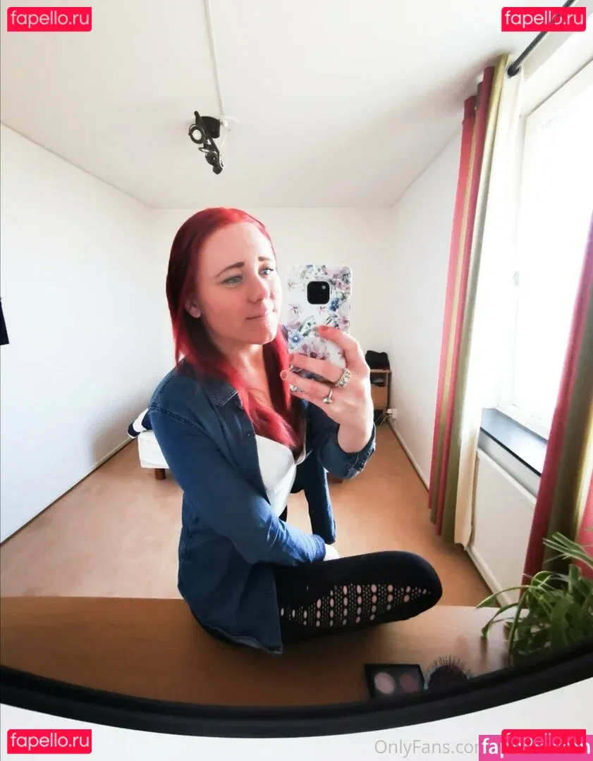 inkedxristina Onlyfans Photo Gallery 