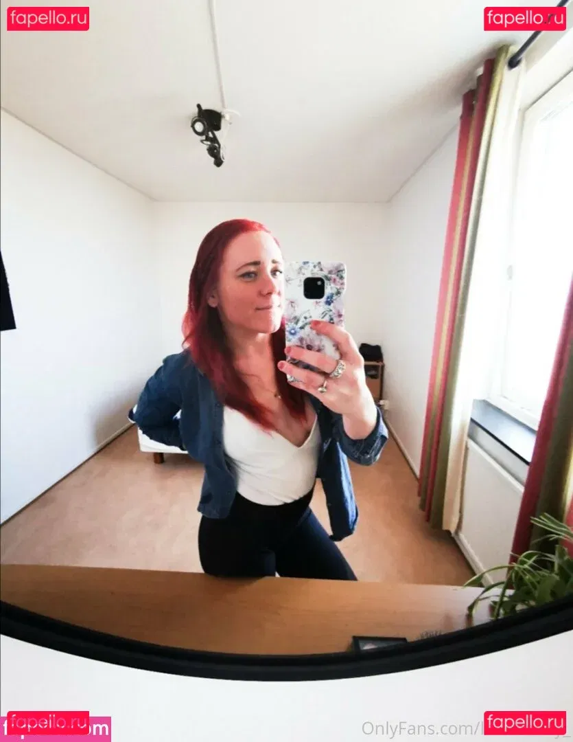 inkedxristina Onlyfans Photo Gallery 