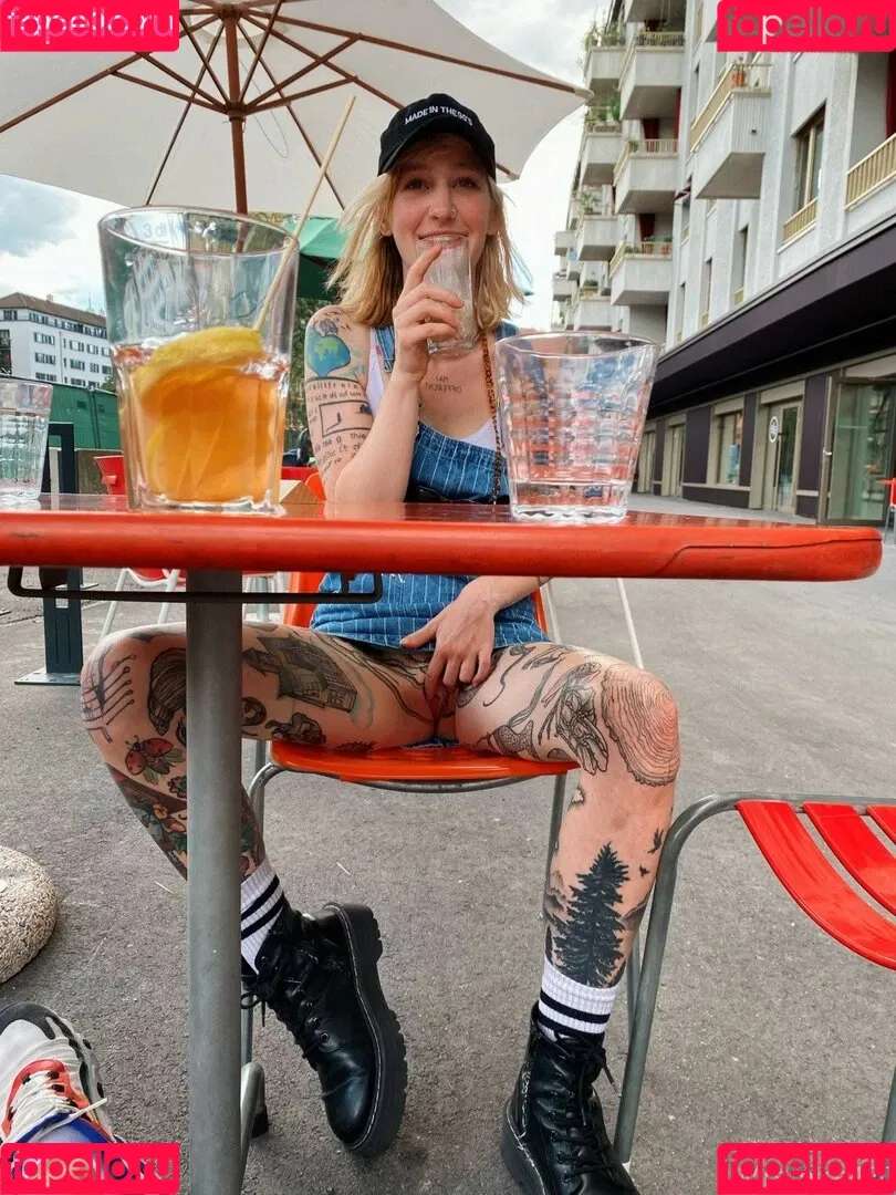 MrsNice420 Onlyfans Photo Gallery 