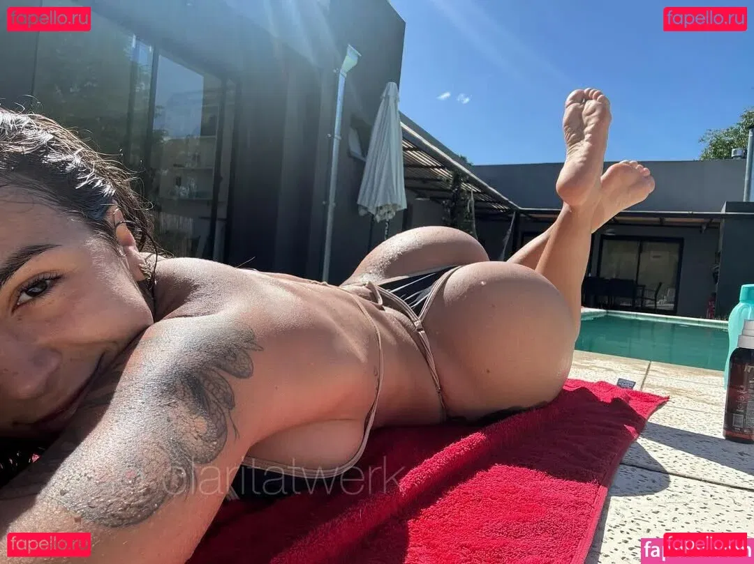 Clara Kush Onlyfans Photo Gallery 