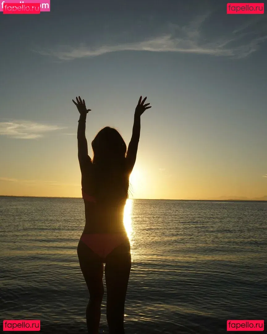 Thaila Ayala Onlyfans Photo Gallery 