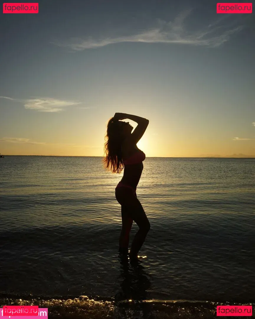 Thaila Ayala Onlyfans Photo Gallery 