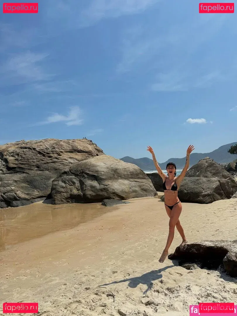 Thaila Ayala Onlyfans Photo Gallery 