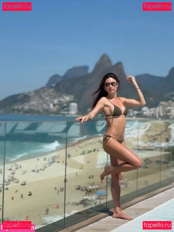 Thaila Ayala Onlyfans Photo Gallery 