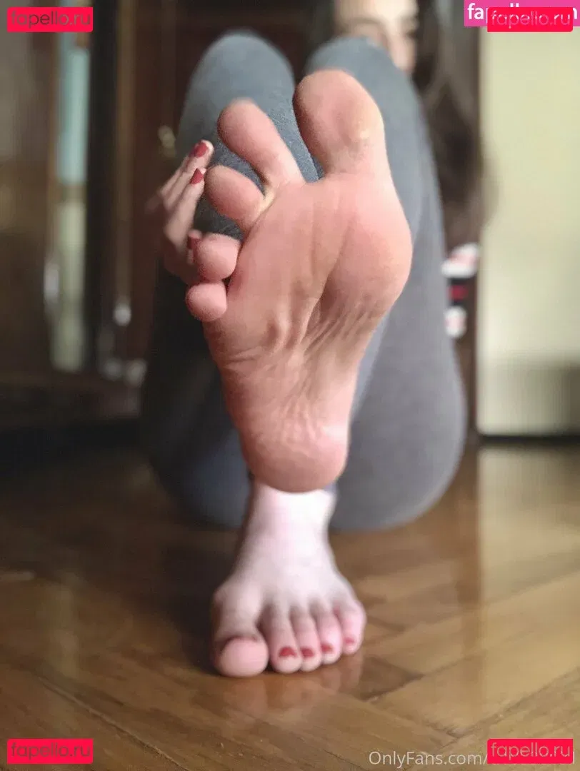 giantesselixs Onlyfans Photo Gallery 