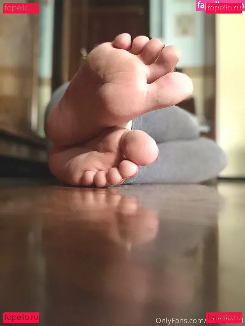 giantesselixs Onlyfans Photo Gallery 