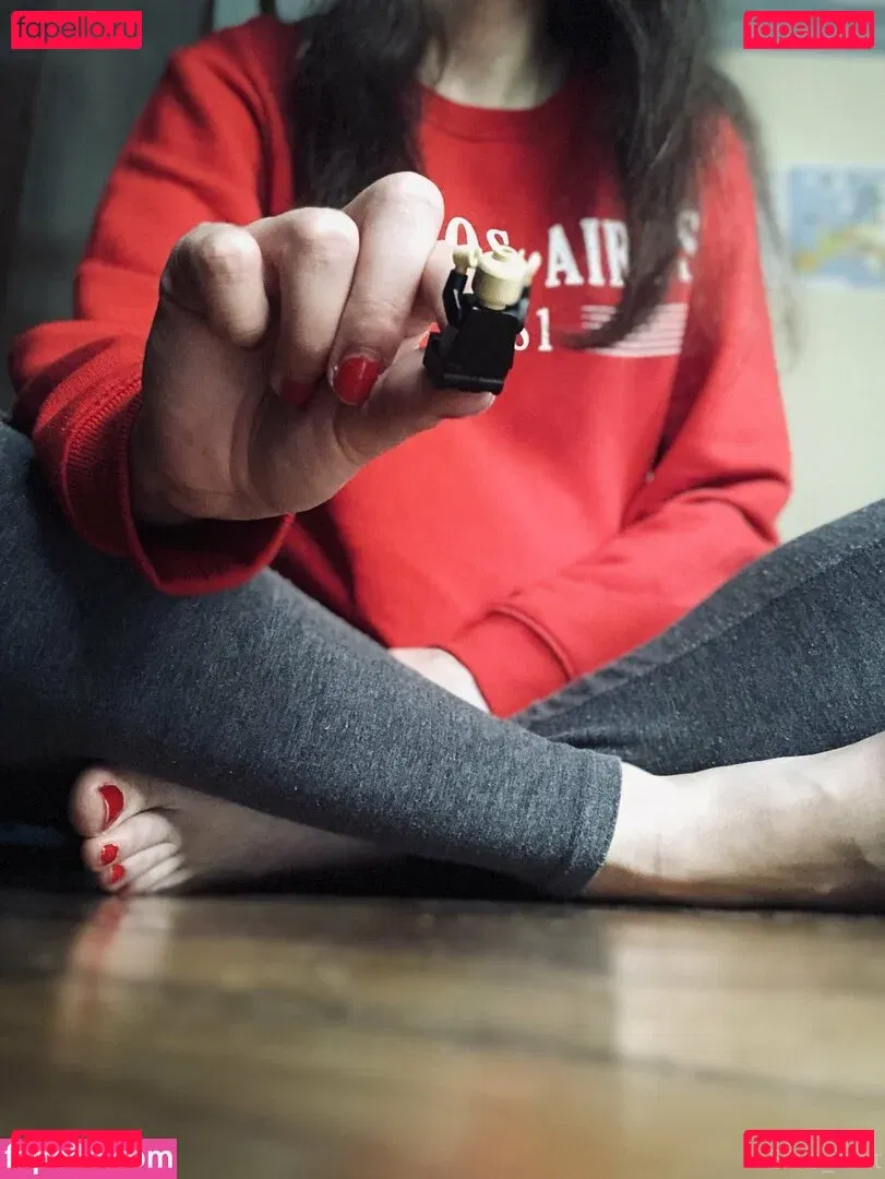 giantesselixs Onlyfans Photo Gallery 