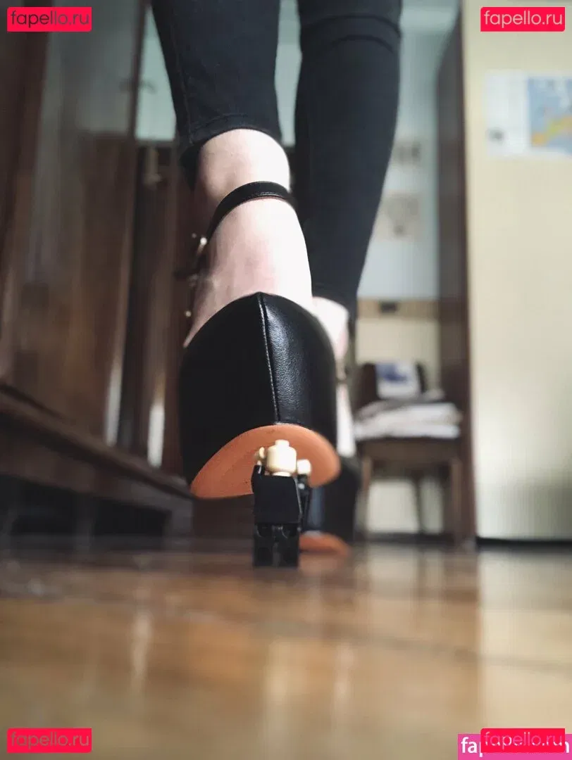 giantesselixs Onlyfans Photo Gallery 