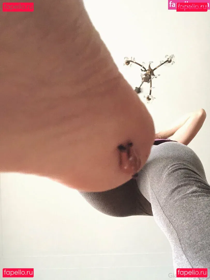 giantesselixs Onlyfans Photo Gallery 