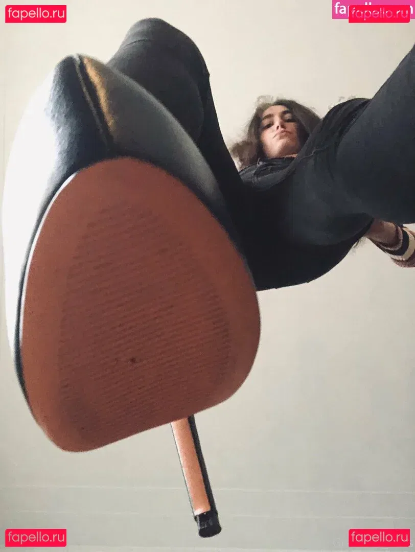 giantesselixs Onlyfans Photo Gallery 