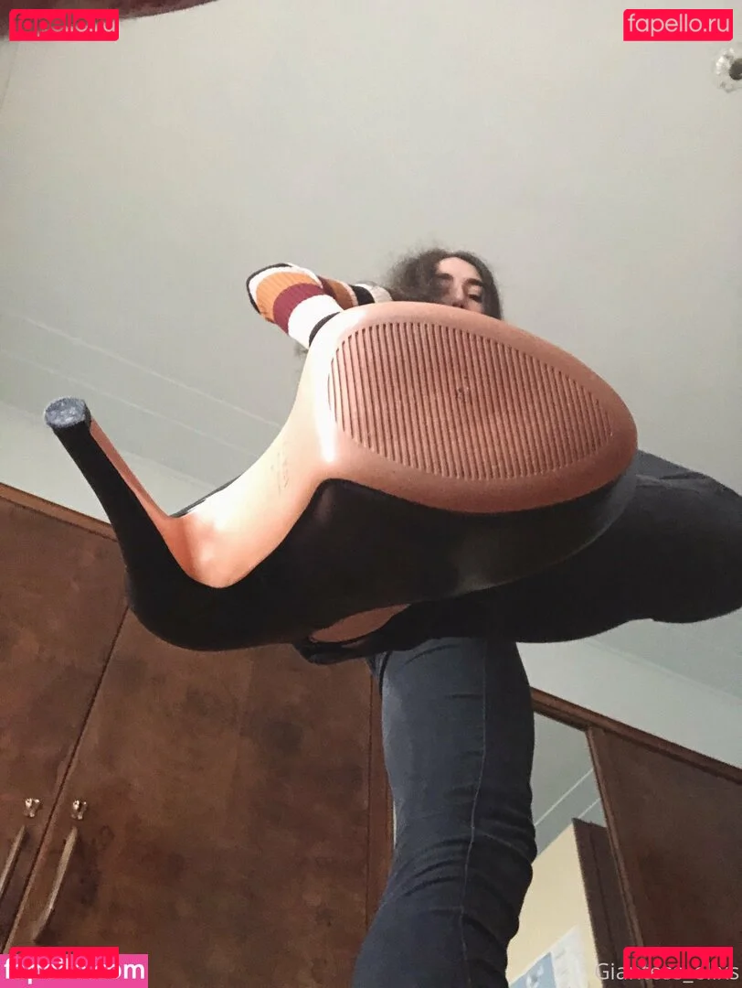 giantesselixs Onlyfans Photo Gallery 