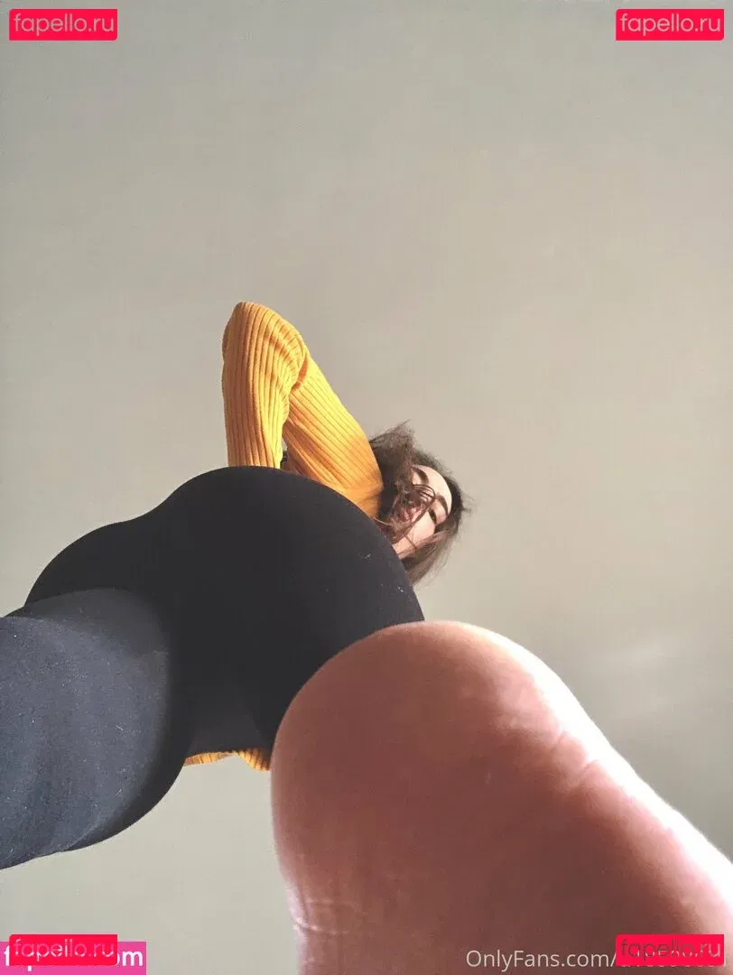 giantesselixs Onlyfans Photo Gallery 