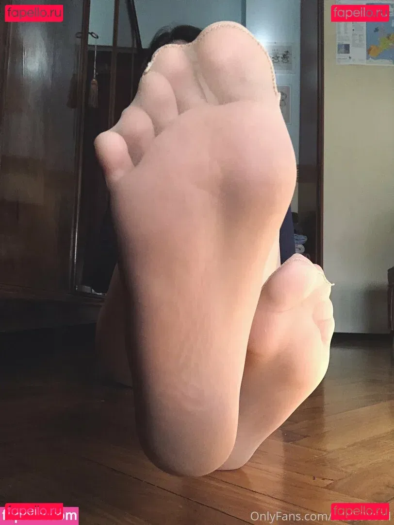 giantesselixs Onlyfans Photo Gallery 