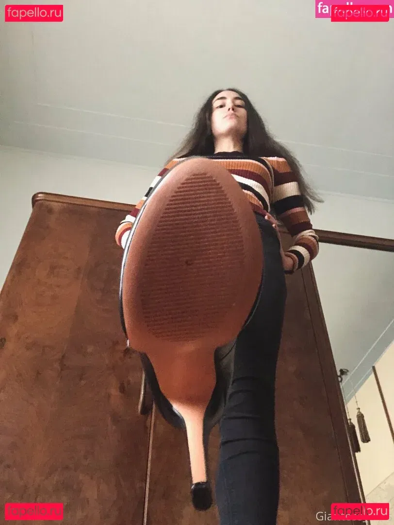 giantesselixs Onlyfans Photo Gallery 