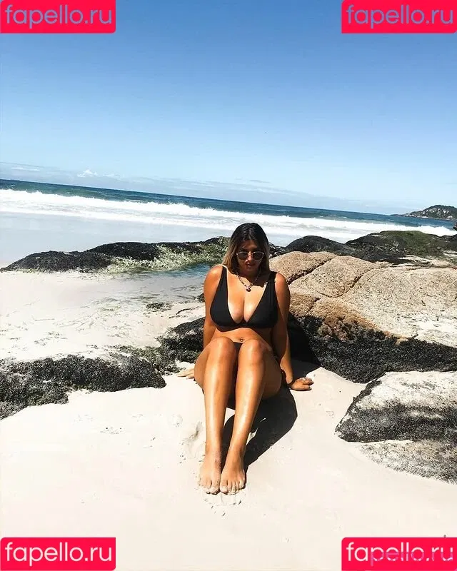 Meredithblake Onlyfans Photo Gallery 