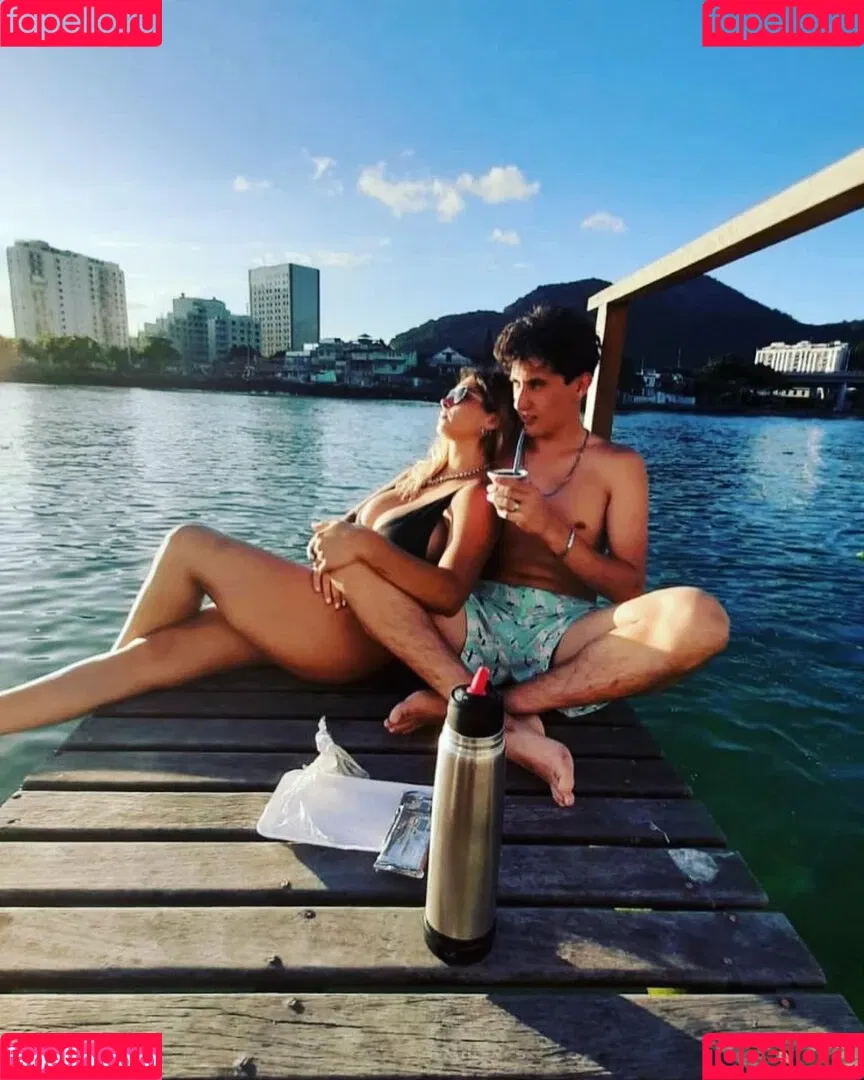 Meredithblake Onlyfans Photo Gallery 