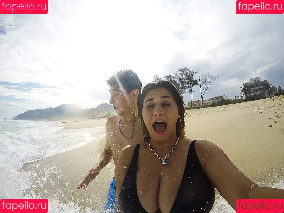 Meredithblake Onlyfans Photo Gallery 
