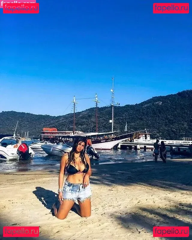 Meredithblake Onlyfans Photo Gallery 