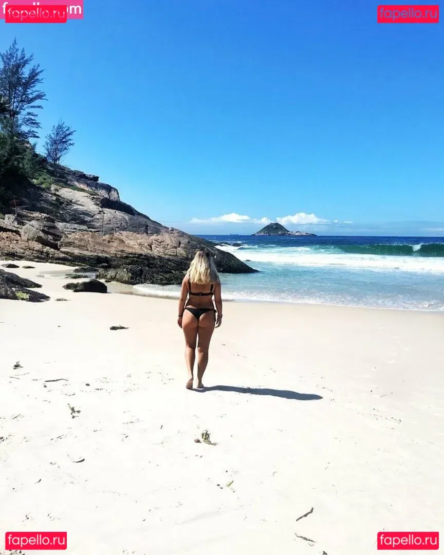 Meredithblake Onlyfans Photo Gallery 