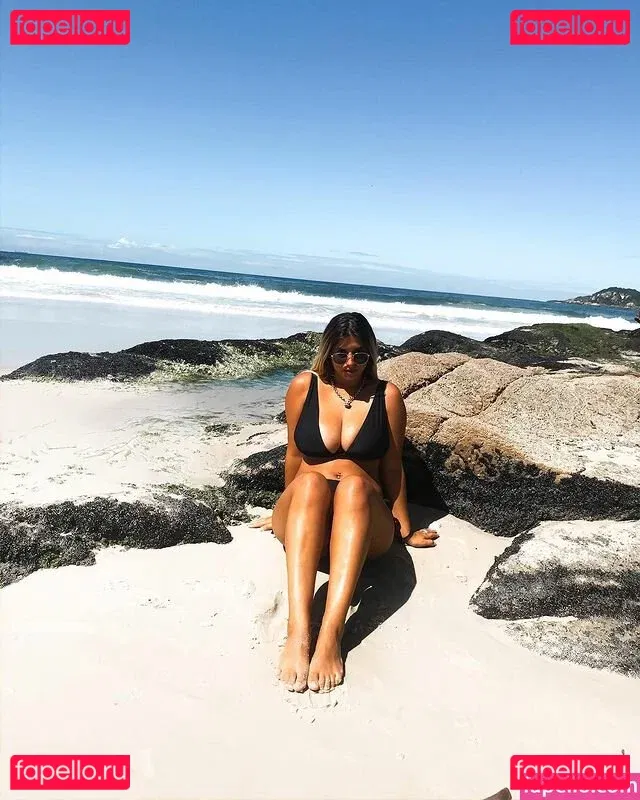 Meredithblake Onlyfans Photo Gallery 