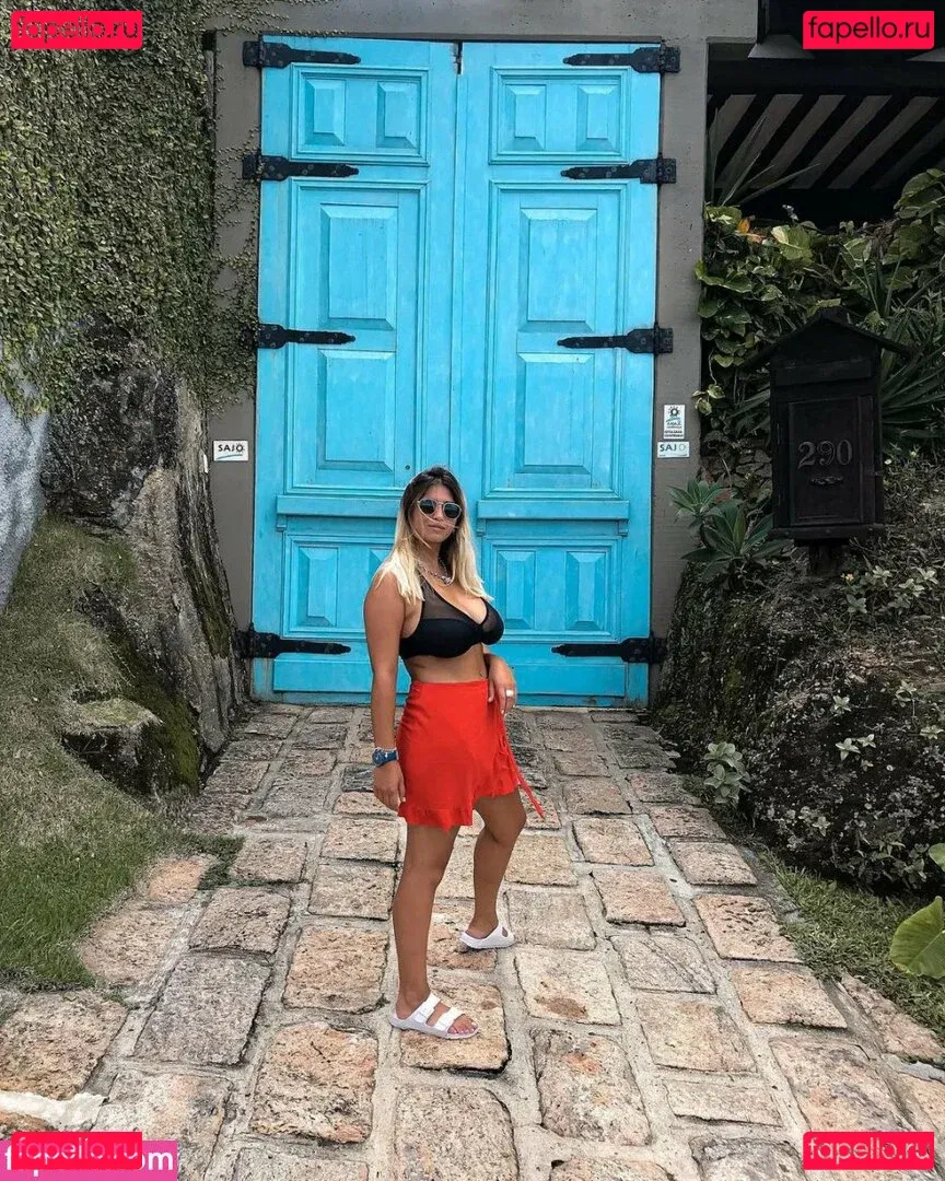 Meredithblake Onlyfans Photo Gallery 