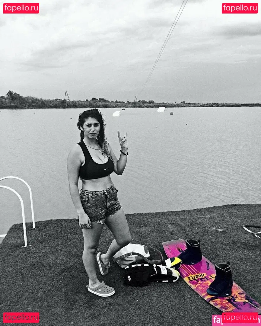 Meredithblake Onlyfans Photo Gallery 