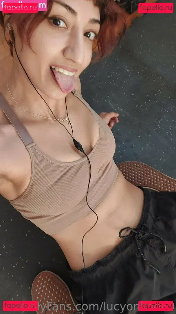 lucyonline69 Onlyfans Photo Gallery 