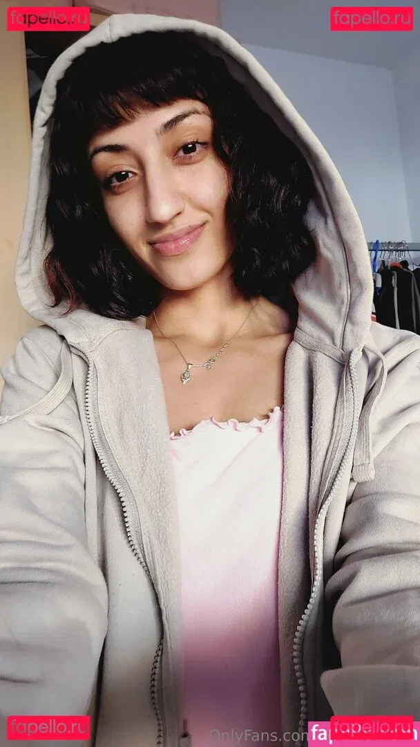 lucyonline69 Onlyfans Photo Gallery 