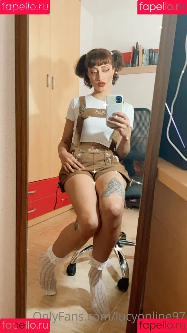 lucyonline69 Onlyfans Photo Gallery 