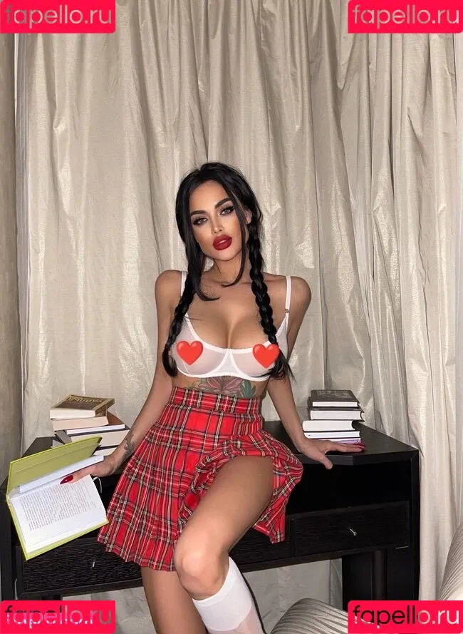 Nita Kuzmina Onlyfans Photo Gallery 