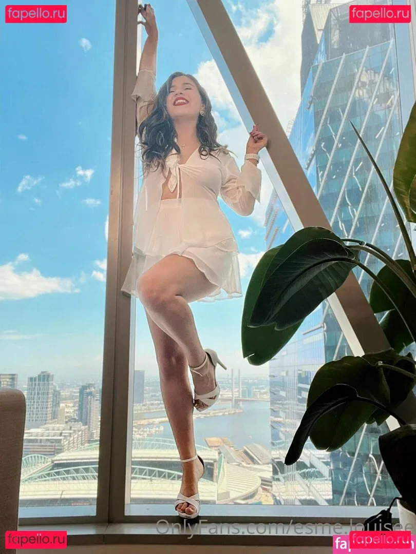 Esmé Louise James Onlyfans Photo Gallery 