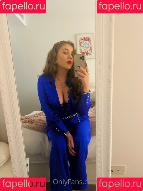 Esmé Louise James Onlyfans Photo Gallery 