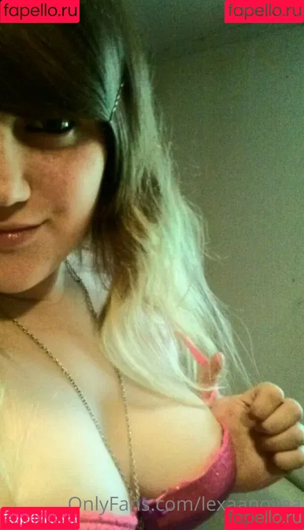 lexaanovaa Onlyfans Photo Gallery 