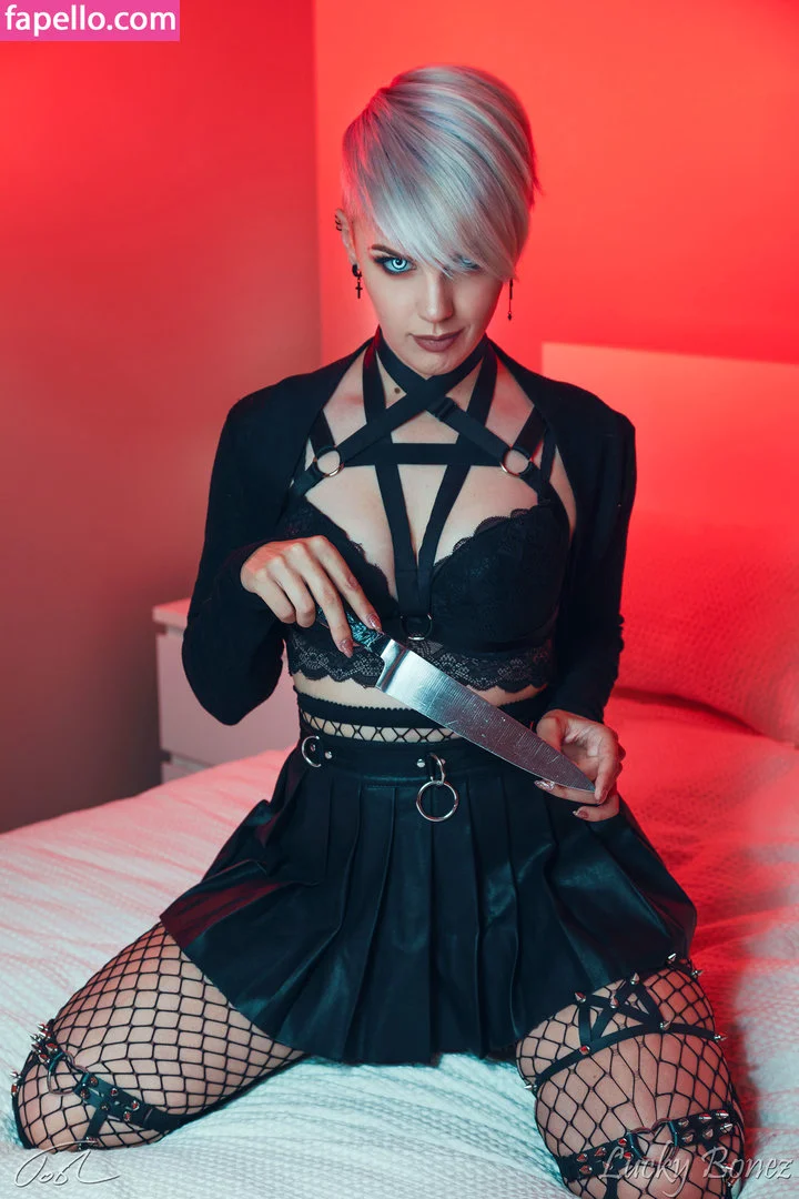 LuckyBonez Onlyfans Photo Gallery 