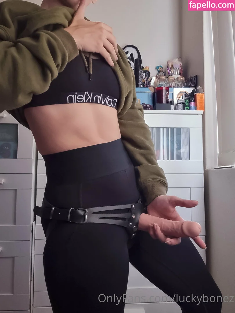 LuckyBonez Onlyfans Photo Gallery 