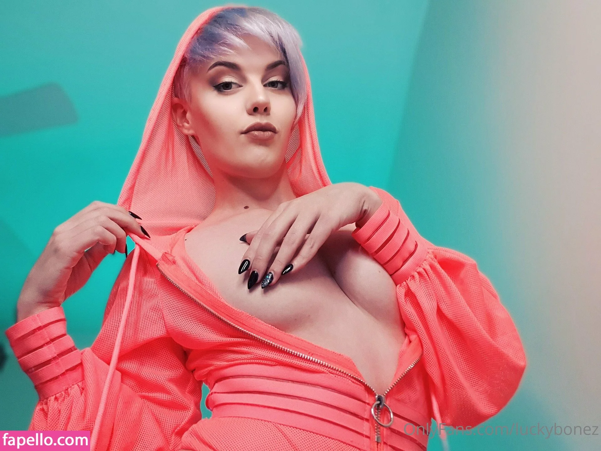 LuckyBonez Onlyfans Photo Gallery 