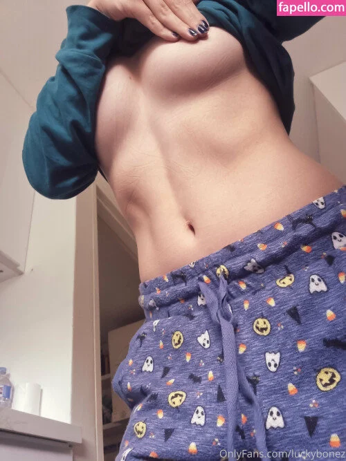 LuckyBonez Onlyfans Photo Gallery 