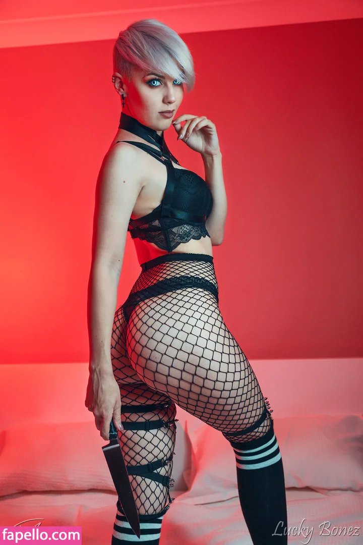 LuckyBonez Onlyfans Photo Gallery 