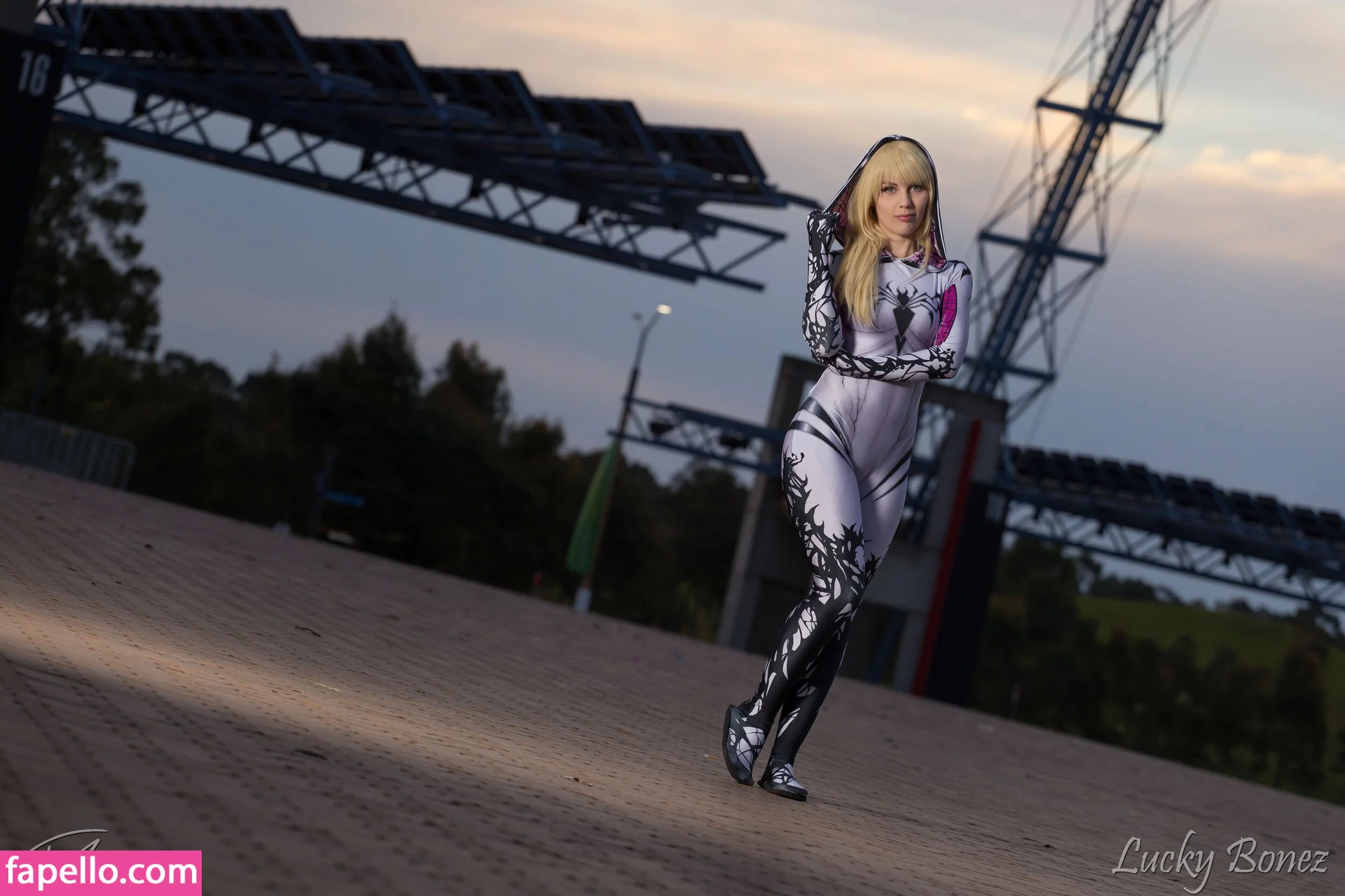 LuckyBonez Onlyfans Photo Gallery 