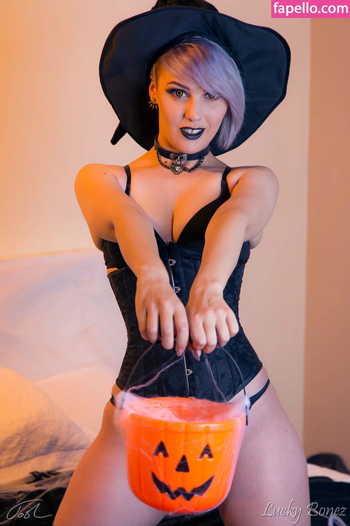 LuckyBonez Onlyfans Photo Gallery 