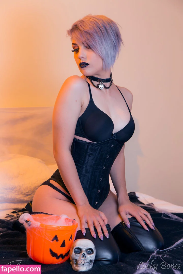 LuckyBonez Onlyfans Photo Gallery 