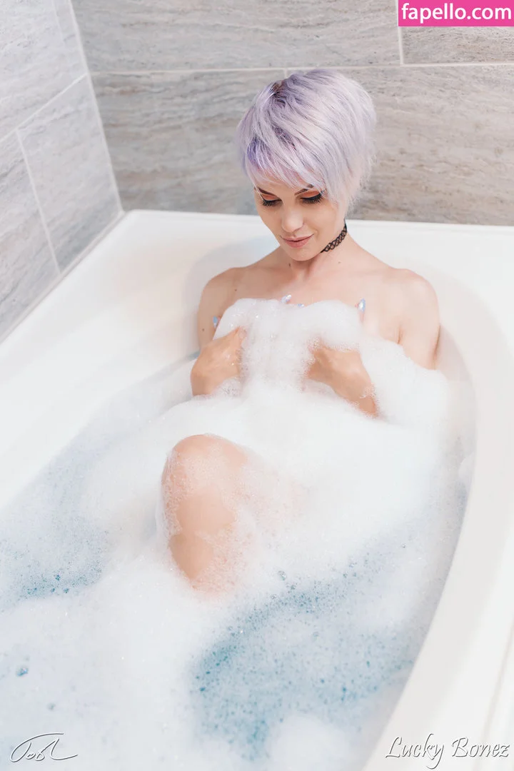 LuckyBonez Onlyfans Photo Gallery 