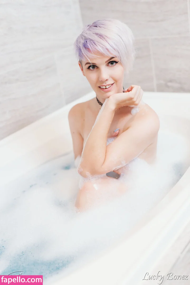 LuckyBonez Onlyfans Photo Gallery 