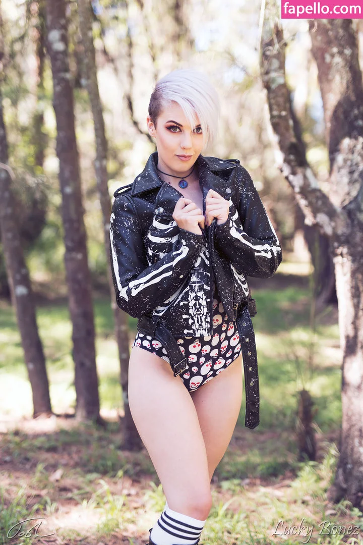 LuckyBonez Onlyfans Photo Gallery 