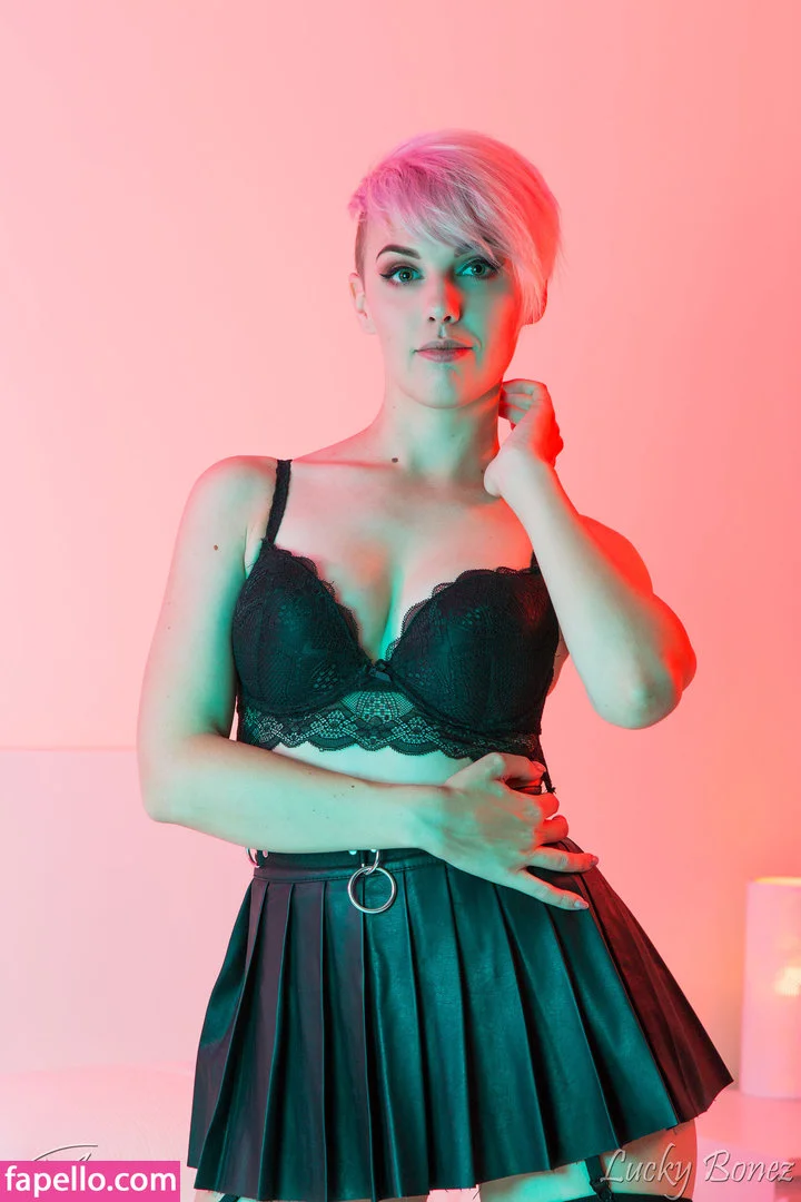 LuckyBonez Onlyfans Photo Gallery 