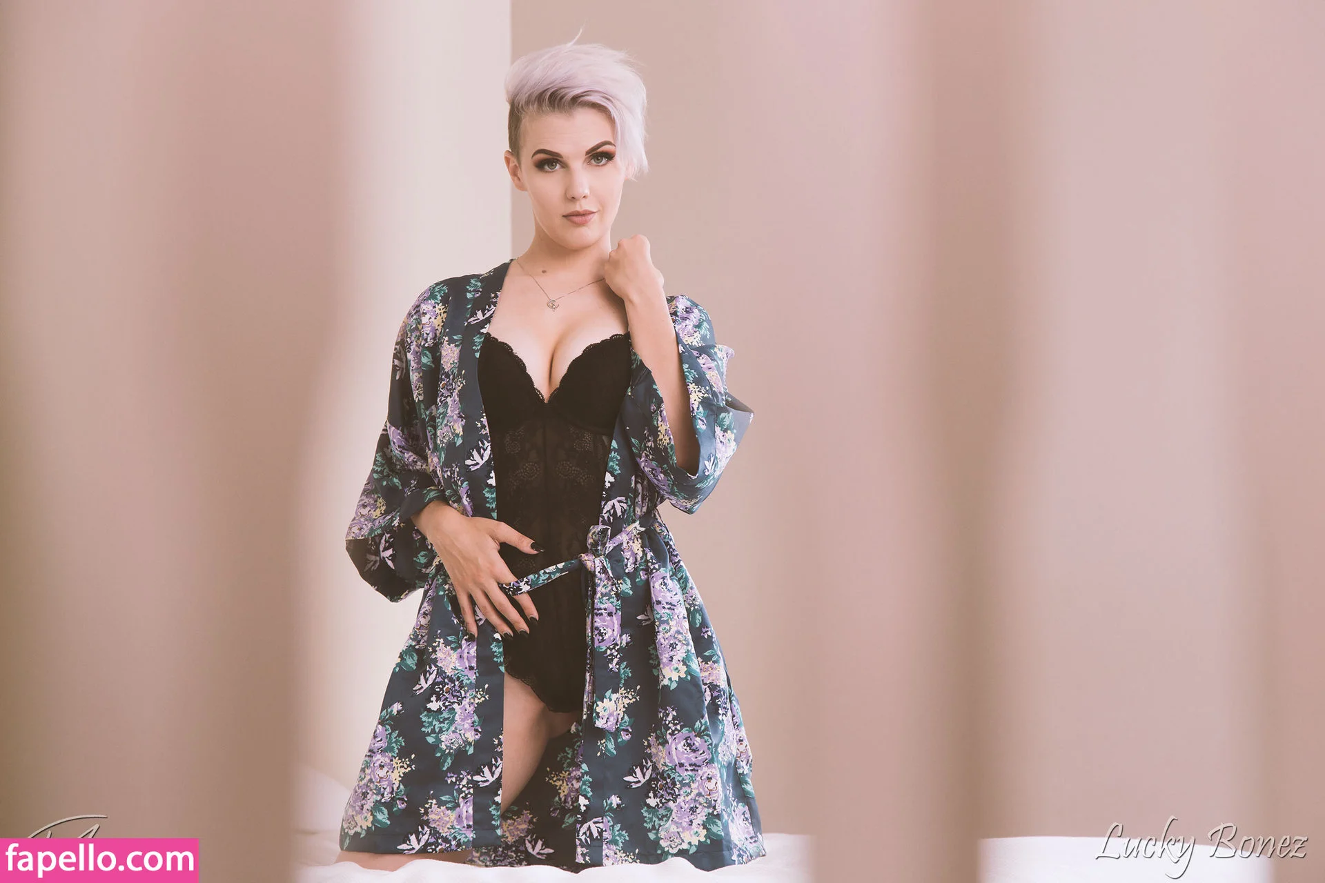 LuckyBonez Onlyfans Photo Gallery 