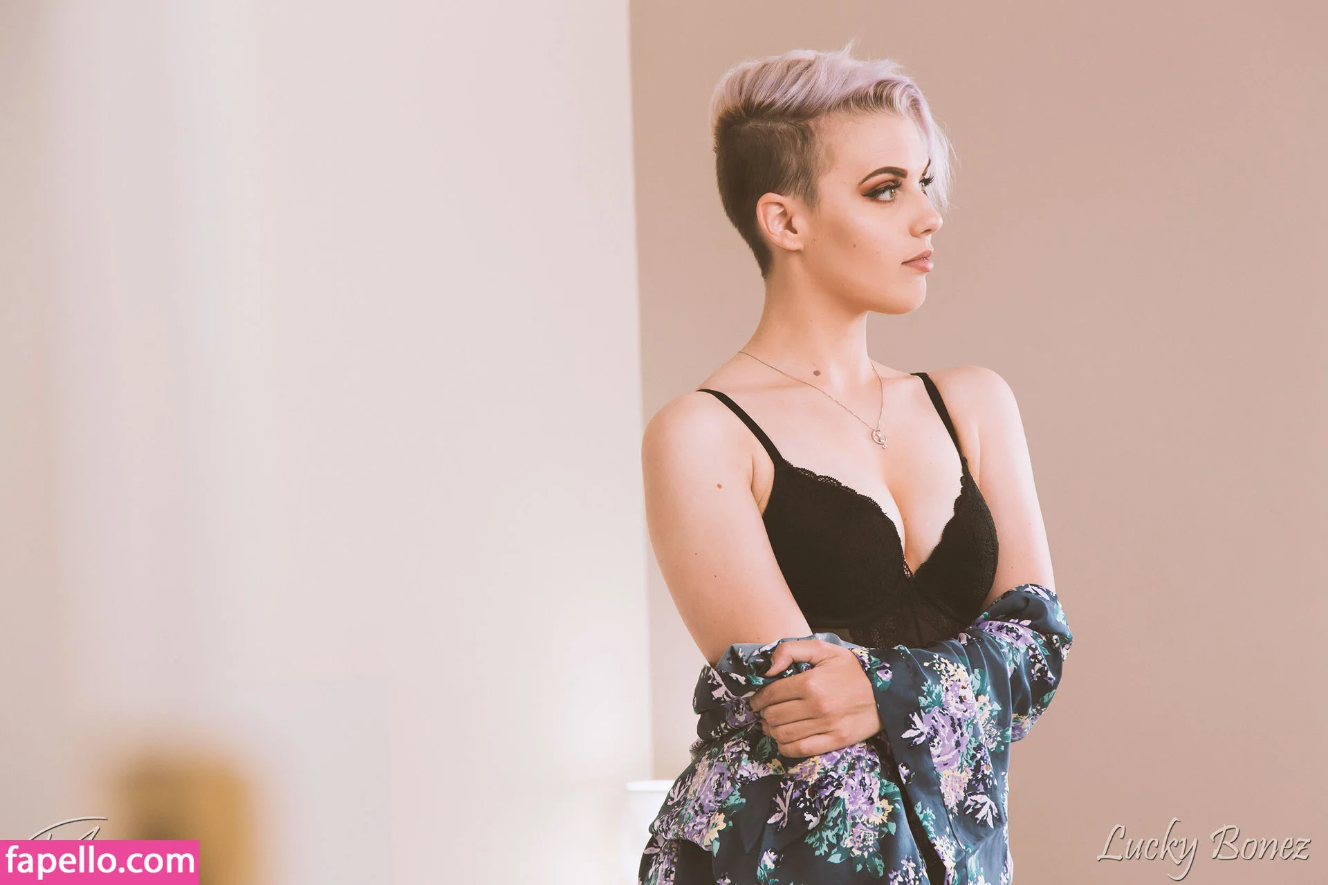 LuckyBonez Onlyfans Photo Gallery 