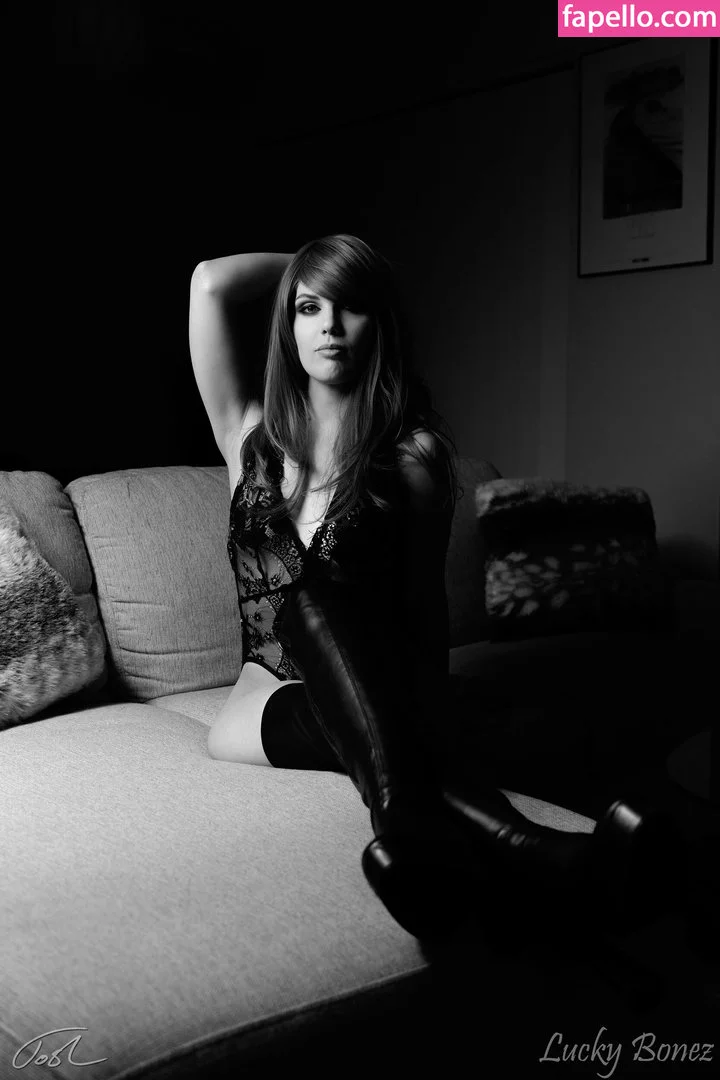 LuckyBonez Onlyfans Photo Gallery 